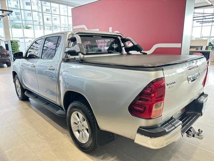 galeria HILUX