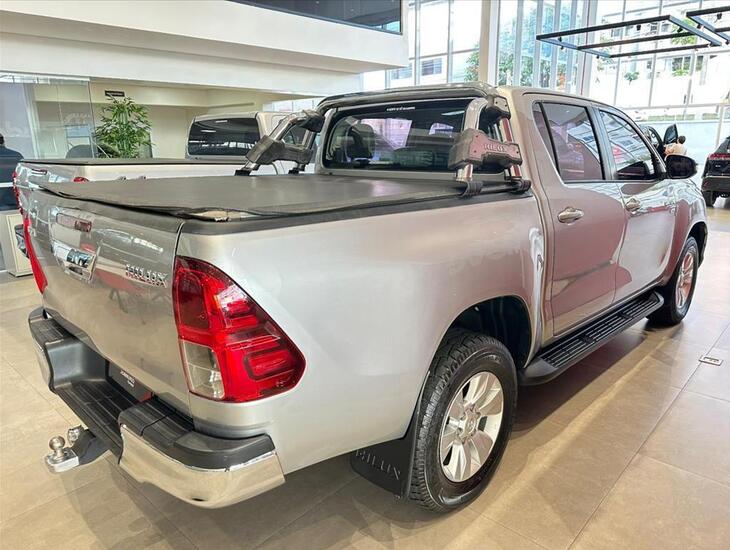 galeria HILUX