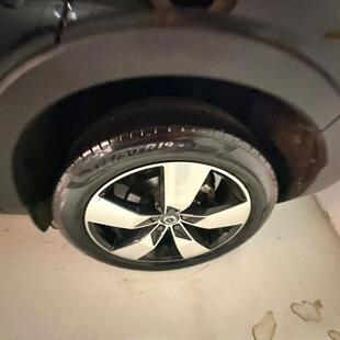 Volvo XC40 2.0 T5 GASOLINA MOMENTUM AWD GEARTRONIC