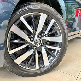 Honda CITY 1.5 i-VTEC FLEX HATCH TOURING CVT