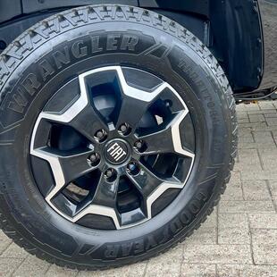 Fiat TITANO 2.2 TURBO DIESEL VOLCANO 4X4 AT6