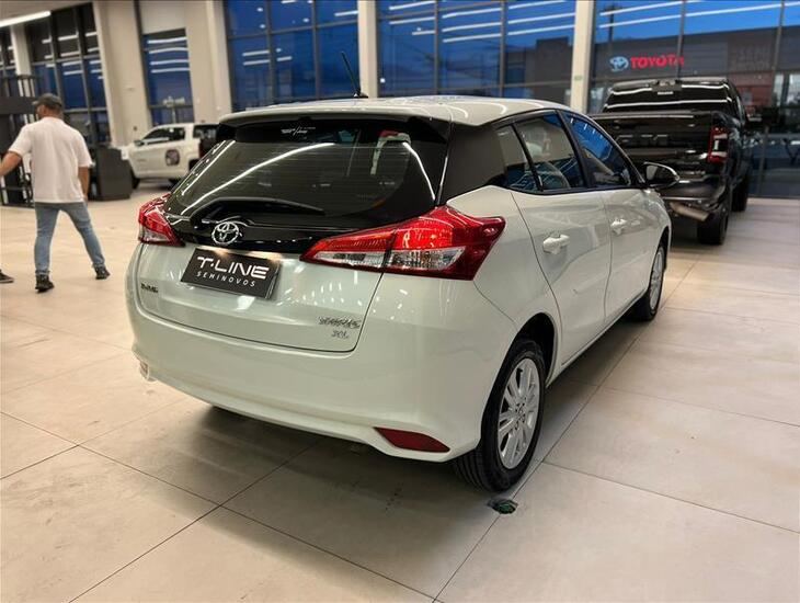galeria YARIS