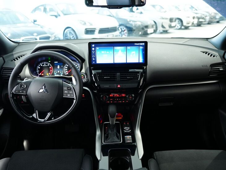 galeria Eclipse Cross