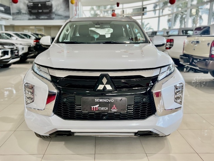 galeria PAJERO SPORT