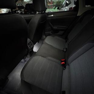 Volkswagen NIVUS 1.0 200 TSI TOTAL FLEX COMFORTLINE AUTOMÁTICO