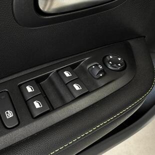 Peugeot 208 1.0 TURBO 200 FLEX GT CVT