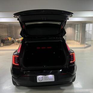 Volvo EX30 51 KW ELÉTRICO CORE