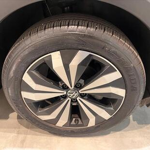 Volkswagen T-CROSS 1.0 200 TSI TOTAL FLEX COMFORTLINE AUTOMÁTICO