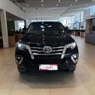 Toyota HILUX SW4 2.8 SRX 4X4 16V TURBO INTERCOOLER DIESEL 4P AUTOMÁTICO