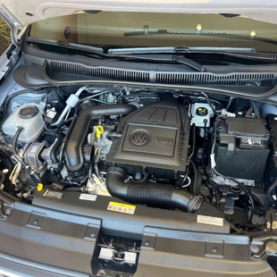 Volkswagen NIVUS 1.0 200 TSI TOTAL FLEX COMFORTLINE AUTOMÁTICO