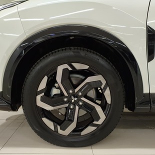 Mitsubishi Eclipse Cross HPE-S Black 4x4