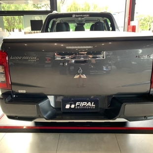 Mitsubishi TRITON 2.4 BITURBO DIESEL HPE-S 4X4 AUTOMÁTICO