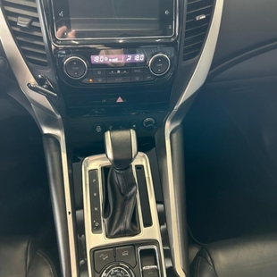 Mitsubishi PAJERO SPORT 2.4 16V MIVEC TURBO DIESEL HPE AWD AUTOMÁTICO