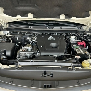 Mitsubishi PAJERO SPORT 2.4 16V MIVEC TURBO DIESEL HPE AWD AUTOMÁTICO
