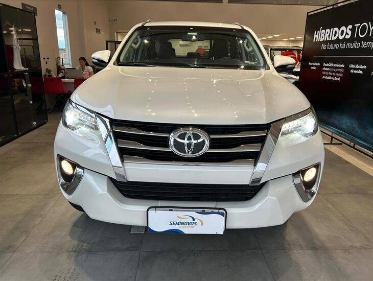 galeria HILUX