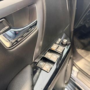 Toyota HILUX SW4 2.8 D-4D TURBO DIESEL SRX 7L 4X4 AUTOMÁTICO