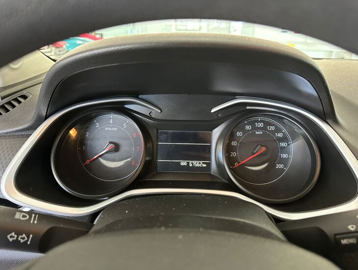 galeria ONIX PLUS 1.0 TURBO MANUAL LT1