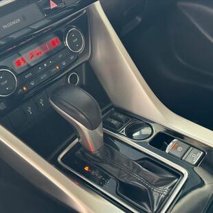 Mitsubishi ECLIPSE CROSS 1.5 MIVEC TURBO GASOLINA HPE CVT