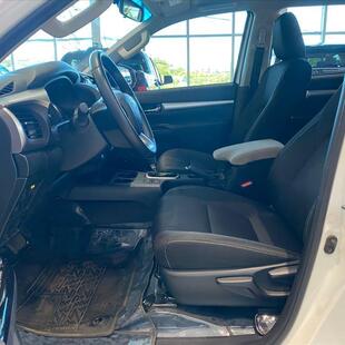 Toyota HILUX 2.8 D-4D TURBO DIESEL CD SR 4X4 AUTOMÁTICO