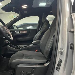 Volvo XC40 P6 RECHARGE ELECTRIC PLUS