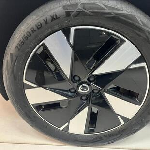 Volvo XC40 P6 RECHARGE ELECTRIC PLUS