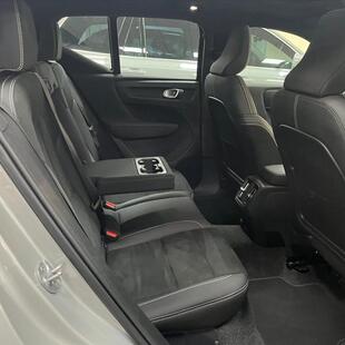 Volvo XC40 P6 RECHARGE ELECTRIC PLUS