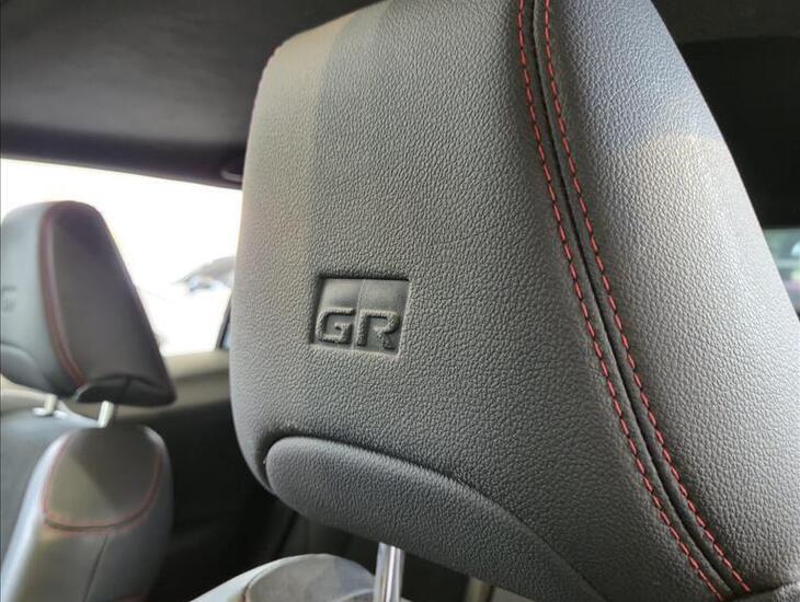 galeria COROLLA CROSS