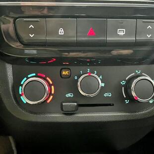 Renault KWID 1.0 12V SCE FLEX OUTSIDER MANUAL