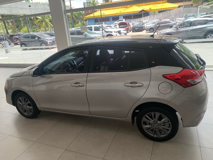galeria YARIS