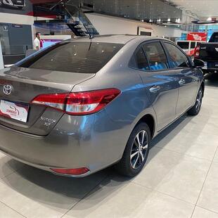 Toyota YARIS 1.5 16V FLEX SEDAN XS MULTIDRIVE