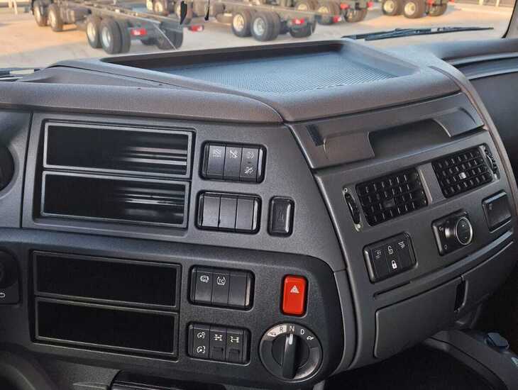 galeria DAF XF FTT 530 - 6x4