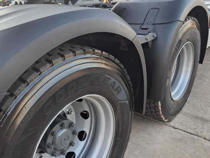 galeria DAF XF FTT 530 - 6x4