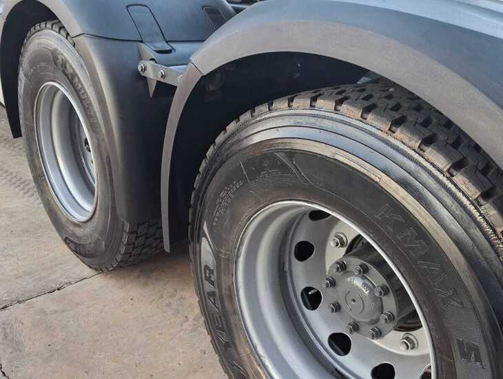 galeria DAF XF FTT 530 - 6x4