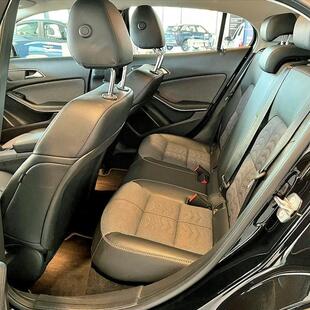 Mercedes Benz GLA 200 1.6 CGI FLEX STYLE 7G-DCT