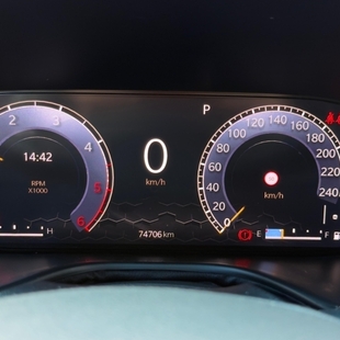 Jeep COMMANDER 2.0 TD380 TURBO DIESEL OVERLAND AT9