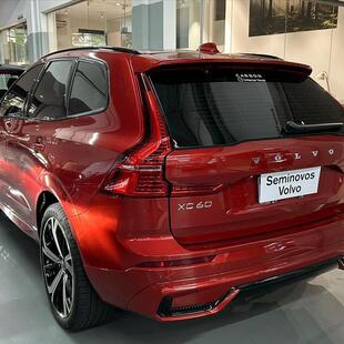 Volvo XC60 2.0 T8 RECHARGE ULTIMATE DARK AWD GEARTRONIC