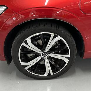 Volvo XC60 2.0 T8 RECHARGE ULTIMATE DARK AWD GEARTRONIC