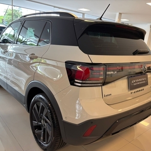 Volkswagen T-CROSS 1.4 250 TSI TOTAL FLEX HIGHLINE AUTOMÁTICO