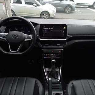 Volkswagen T-CROSS 1.4 250 TSI TOTAL FLEX HIGHLINE AUTOMÁTICO