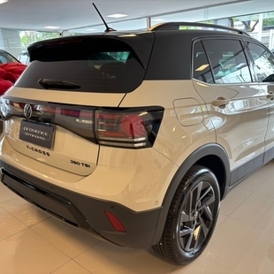 Volkswagen T-CROSS 1.4 250 TSI TOTAL FLEX HIGHLINE AUTOMÁTICO