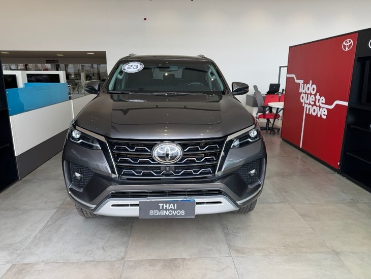 galeria HILUX SW4