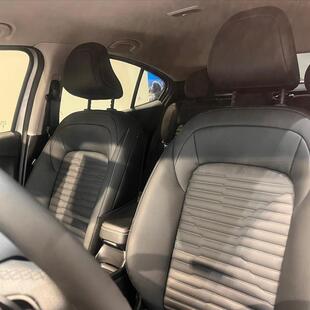 Fiat FASTBACK 1.0 TURBO 200 HYBRID AUDACE CVT