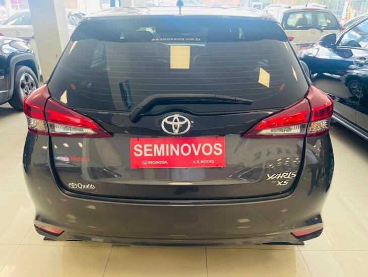 galeria Yaris