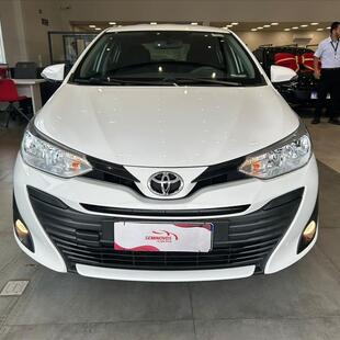 Toyota YARIS 1.5 16V FLEX SEDAN XL LIVE MULTIDRIVE