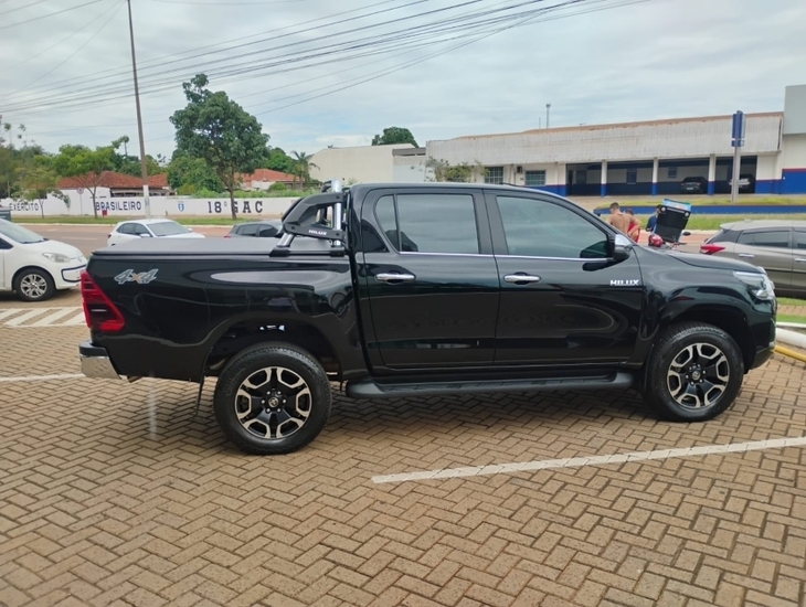 galeria HILUX