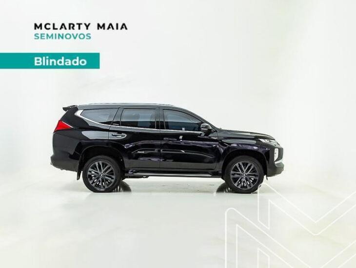 galeria PAJERO SPORT