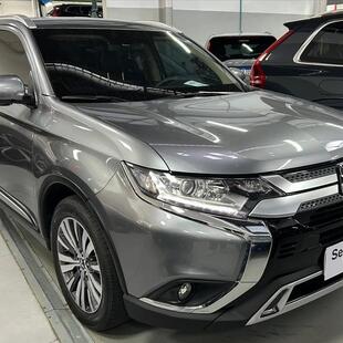 Mitsubishi OUTLANDER 2.0 MIVEC GASOLINA HPE AUTOMÁTICO