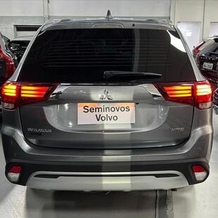 Mitsubishi OUTLANDER 2.0 MIVEC GASOLINA HPE AUTOMÁTICO