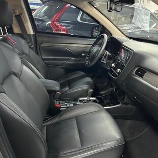 Mitsubishi OUTLANDER 2.0 MIVEC GASOLINA HPE AUTOMÁTICO
