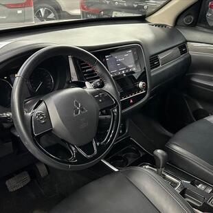 Mitsubishi OUTLANDER 2.0 MIVEC GASOLINA HPE AUTOMÁTICO